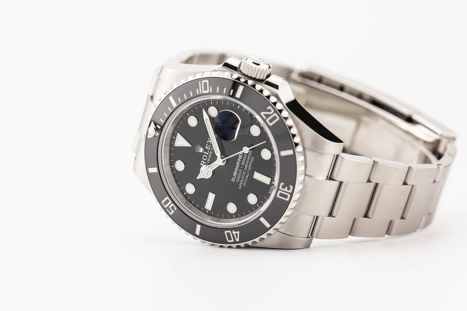 Rolex Submariner Date 41mm Black Dial 3230 Calibre Mechanical Rolex Submariner Date 41mm Black Dial 3230 Calibre Mechanical